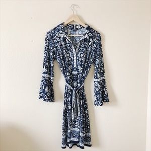 Max Edition Bell Sleeve Mid Length Dress